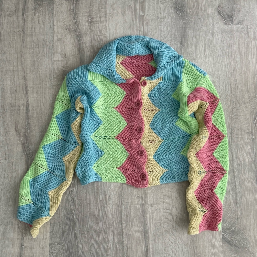 Colorful Chevron Knit Sweater - Picture 2 of 5